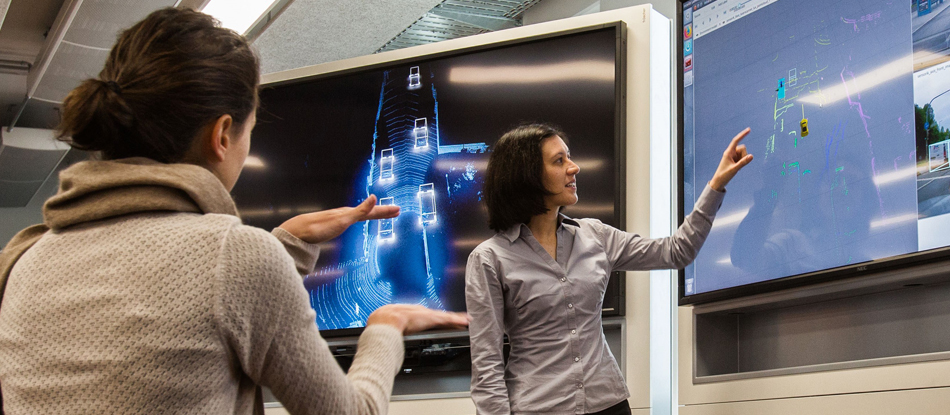 BMW media steles MICO