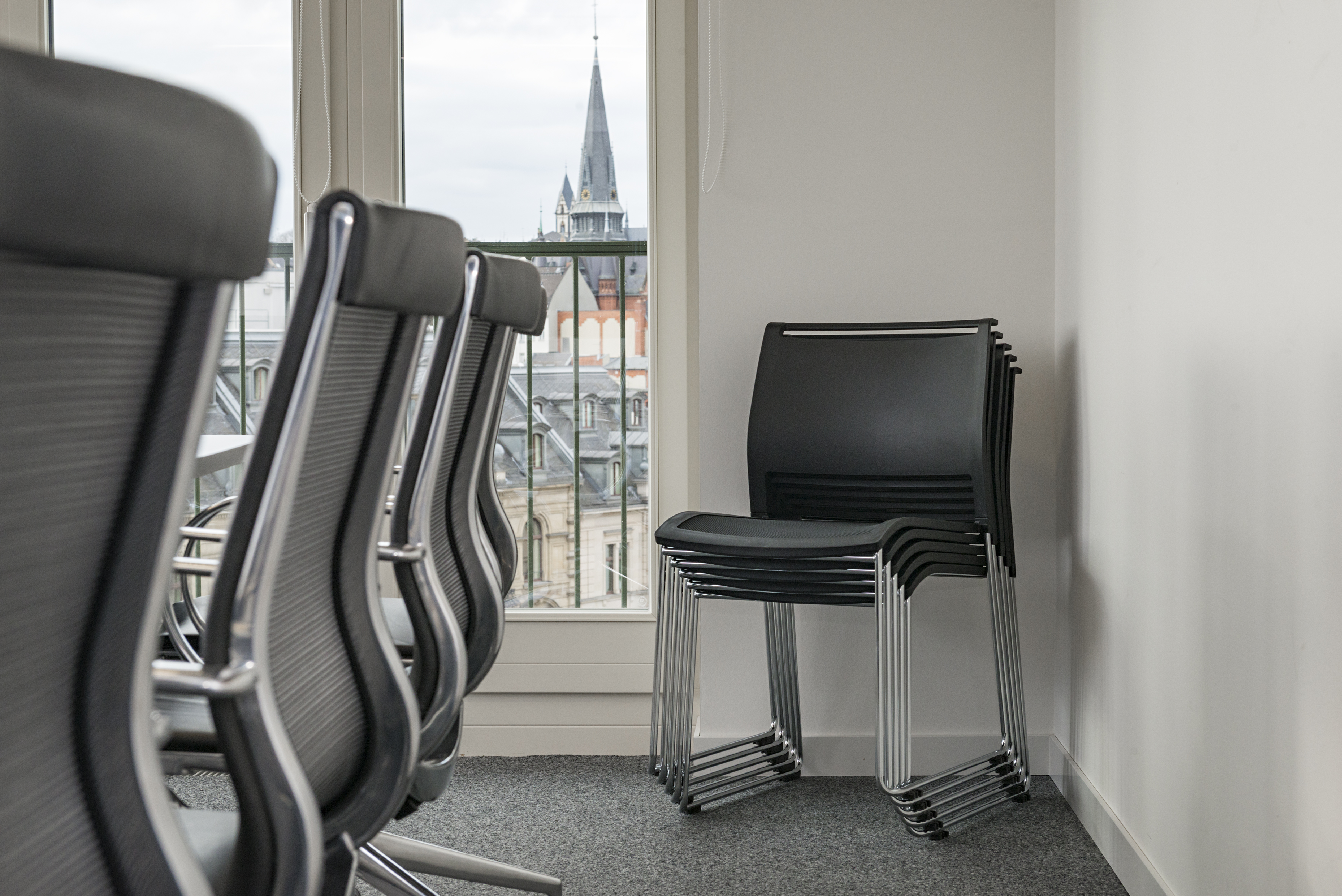 References-Picture gallery-Ministry Wiesbaden- xcone conference system- alino conference chair- klif multipurpose chair