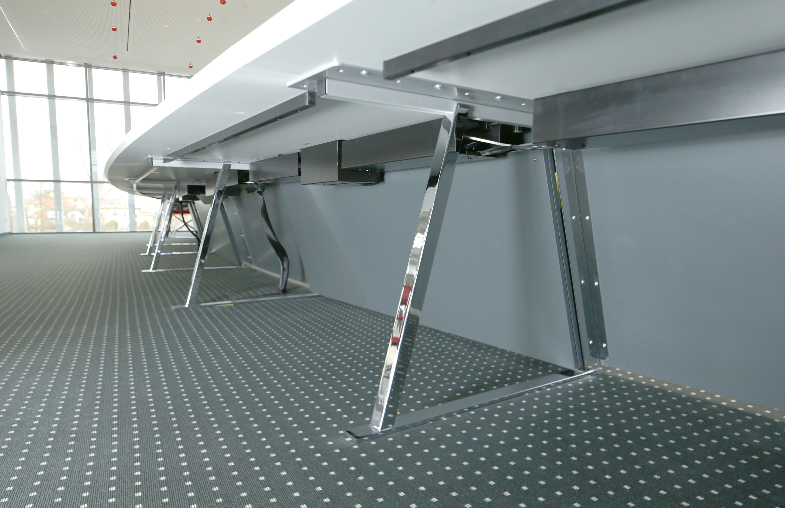 Références-Galerie d'images-Sparkasse Schwäbisch Hall-Table de conférence-xcone Chaises