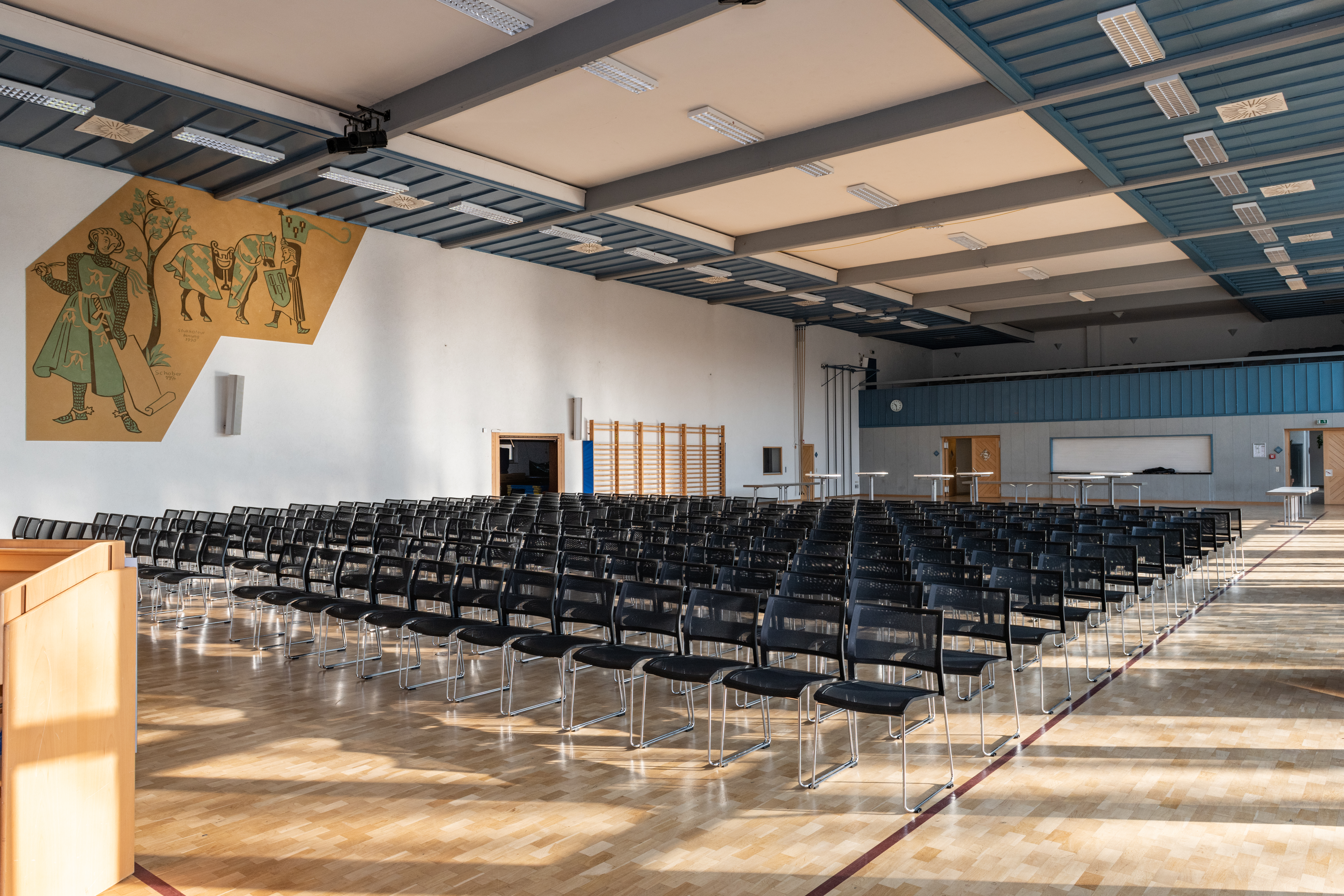 References-Picture gallery-Limpurg-Halle Gaildorf-klif multipurpose chair