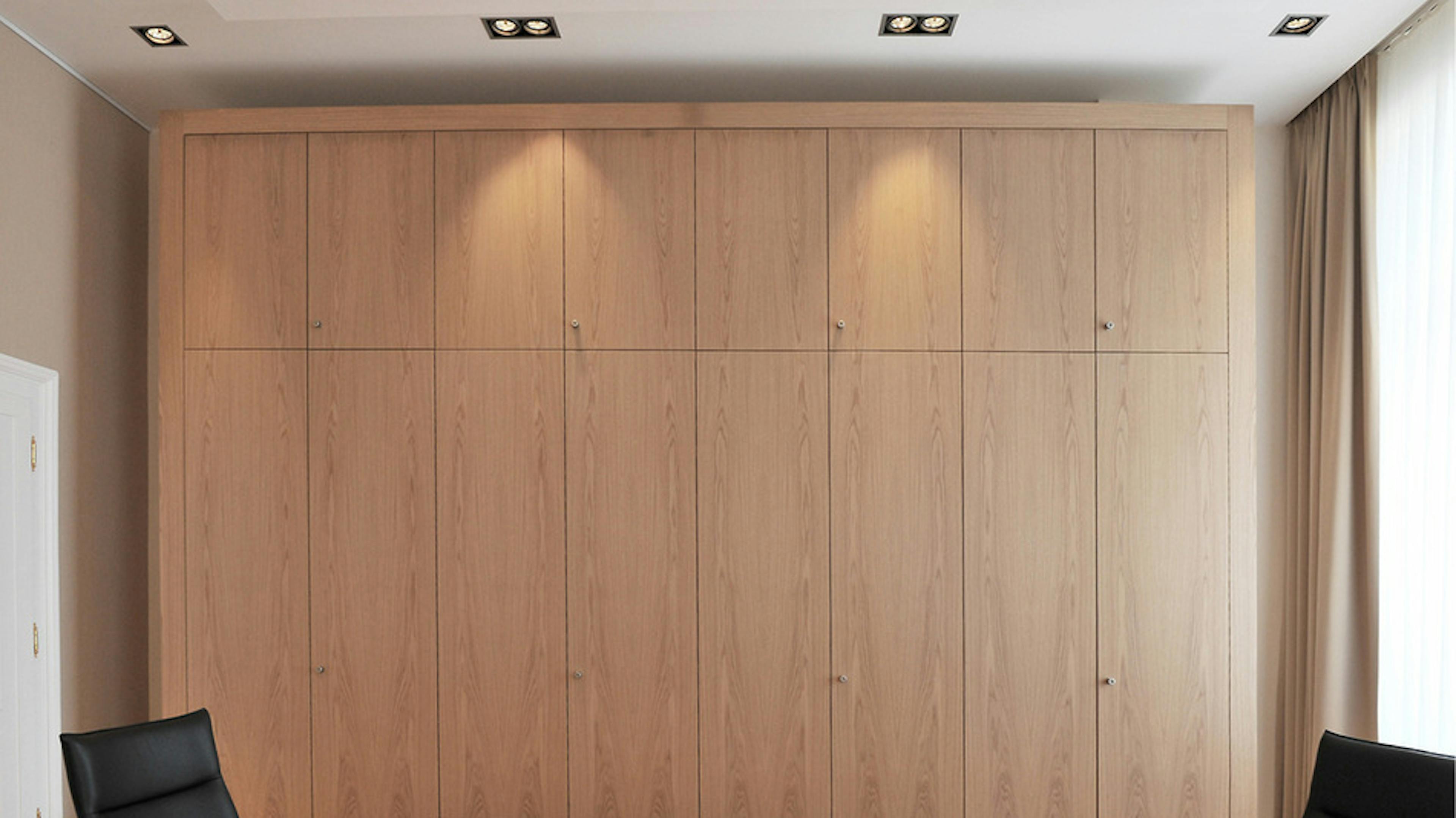 Post Luxembourg | Armoires : solution spéciale avec technique de présentation