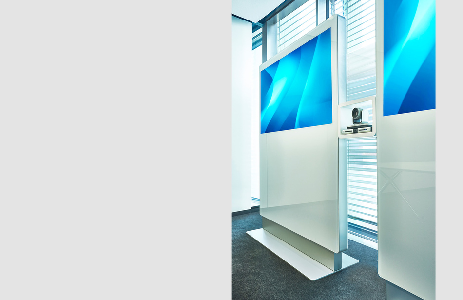 Mann+Hummel | Media stele: MIDS | Conference system: xcone