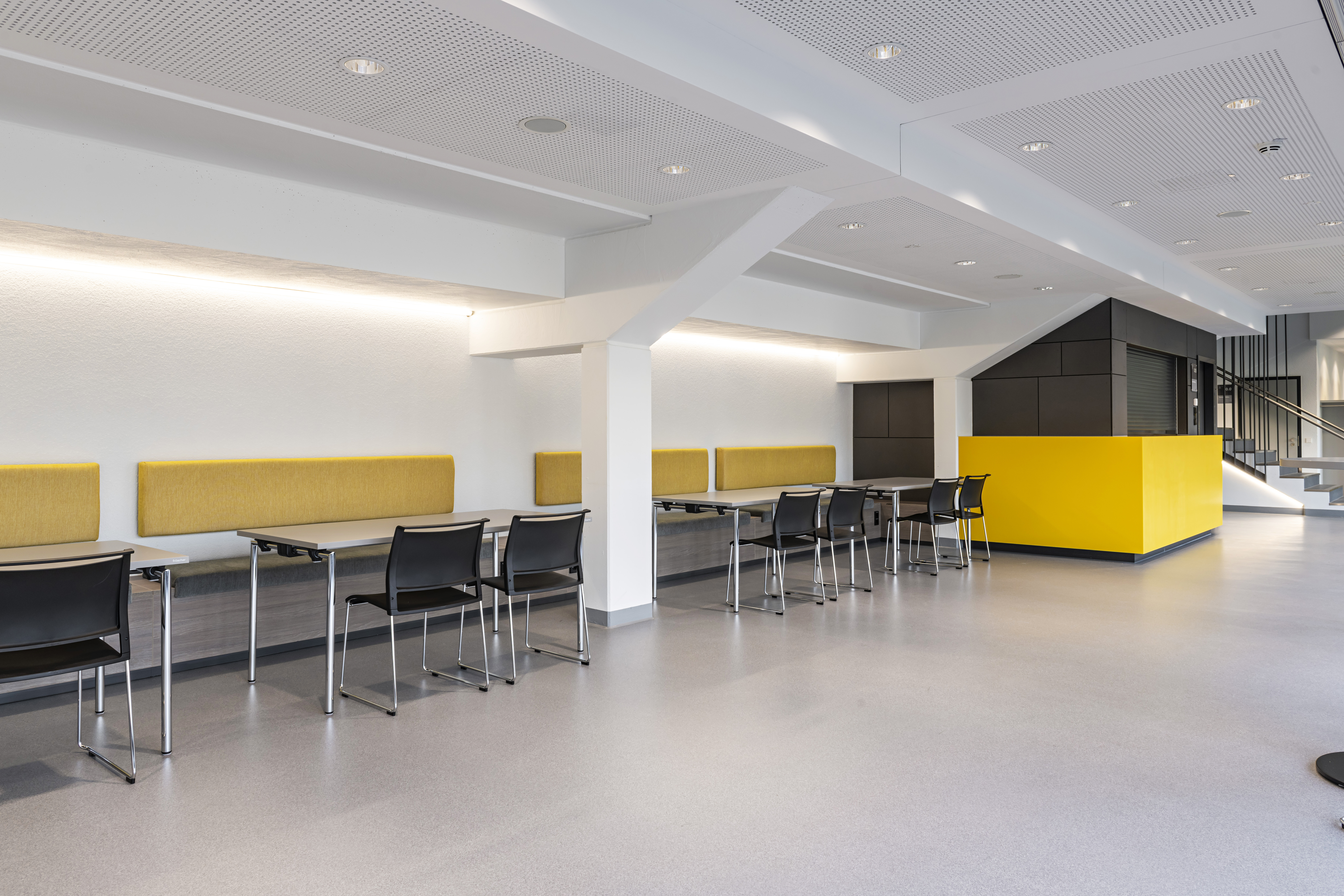 Références-Riedhalle Steinheim an der Murr-klif chaise empilable-easy flex table empilable