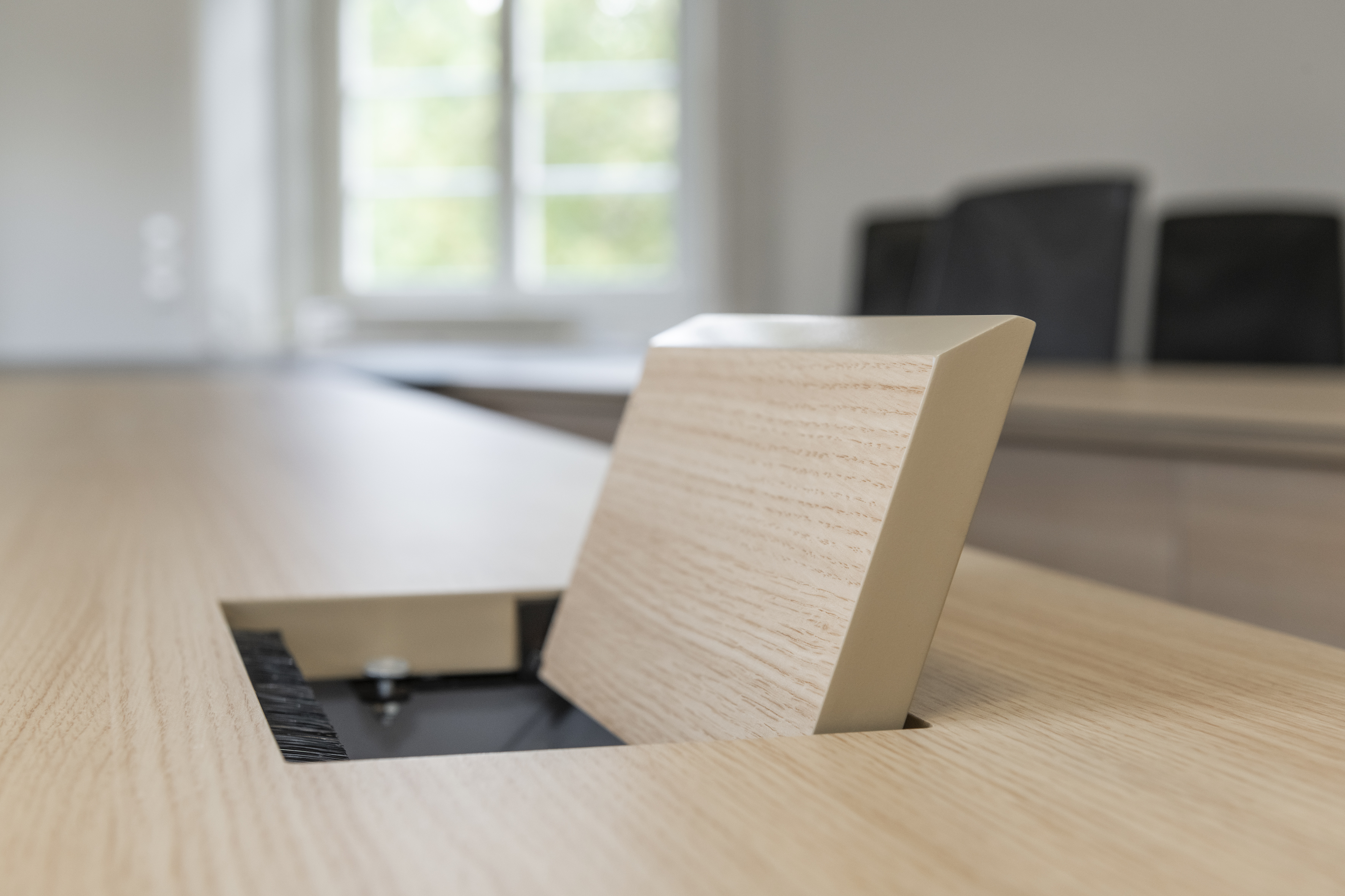 References-Picture gallery-ifa Stuttgart-fallon vct table connection panel