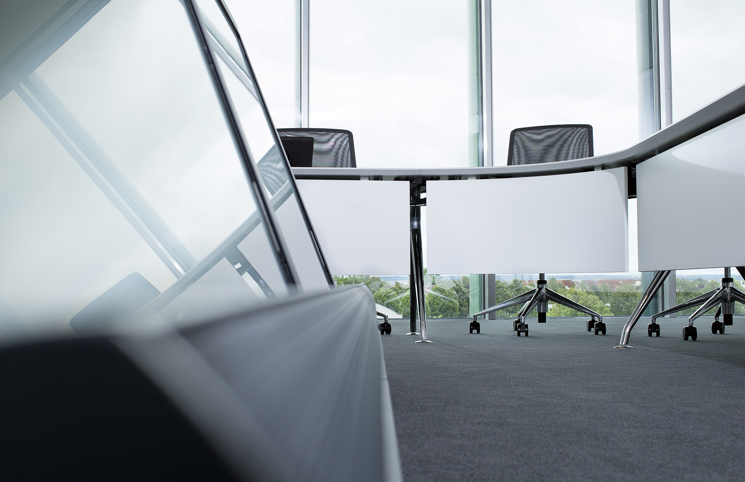 Mann+Hummel, Ludwigsburg | conference room | conference system: xcone | monitor island | conference chair: primo