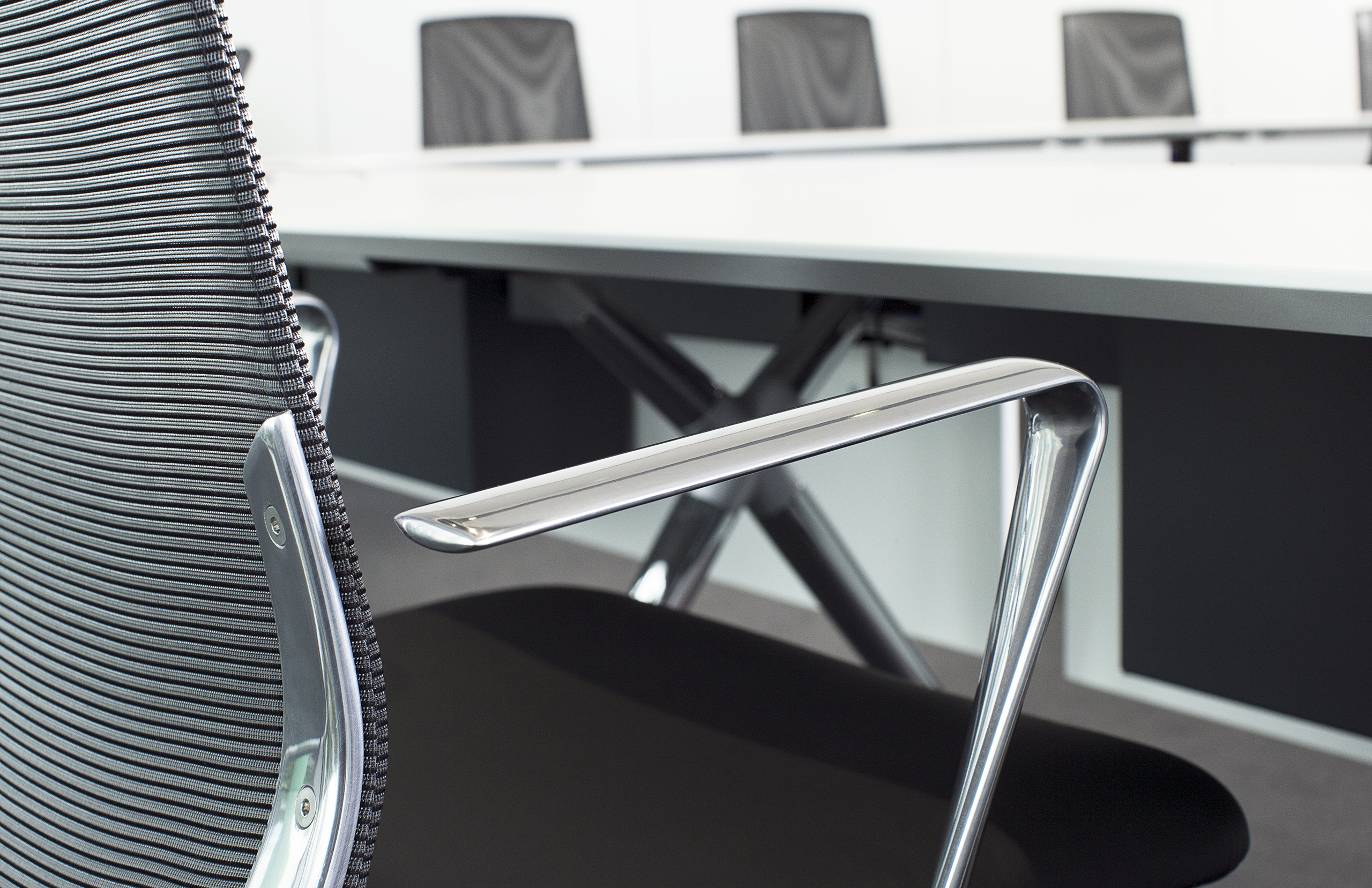 Mann+Hummel, Ludwigsburg | conference room | conference system: xcone | monitor island | conference chair: primo