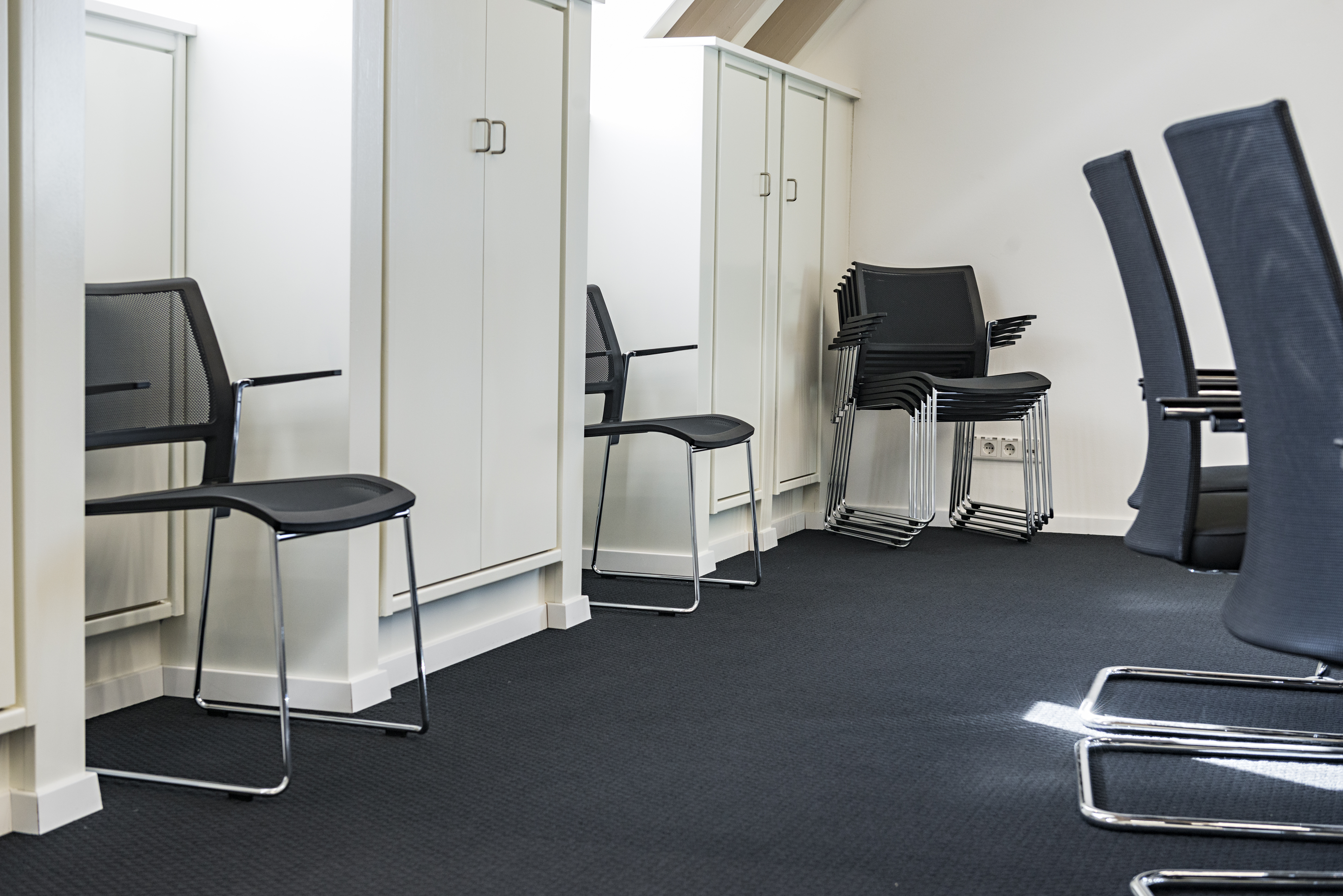 References-Picture gallery-Town hall Untereisesheim- xcone conference table pharao net conference chair