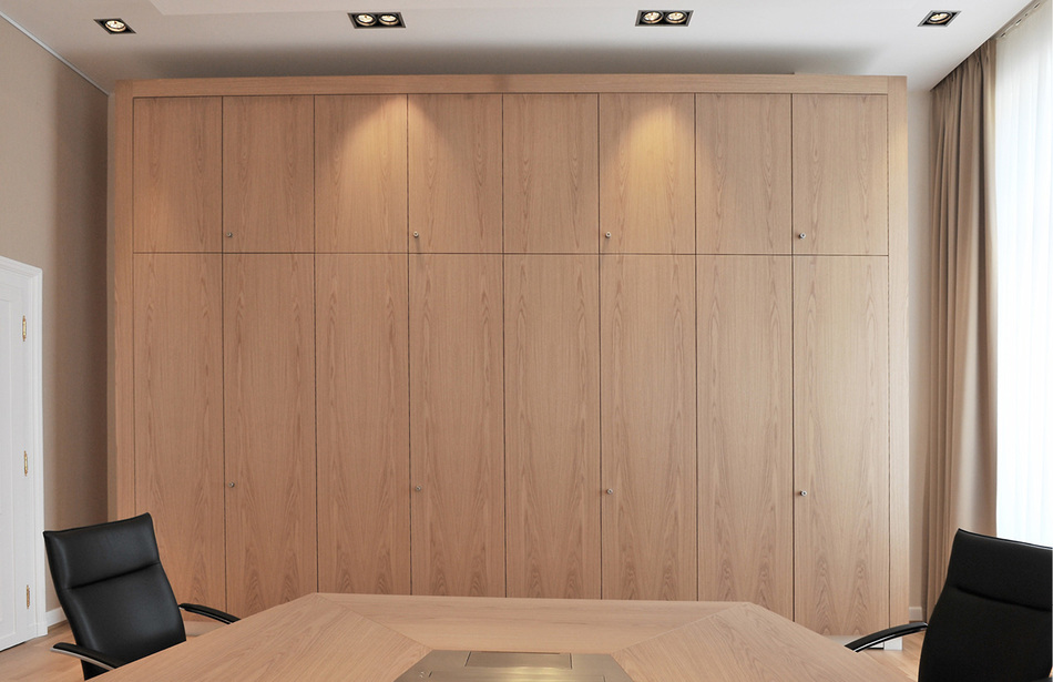 Post Luxembourg | Cabinets: Special solution with presentation technology