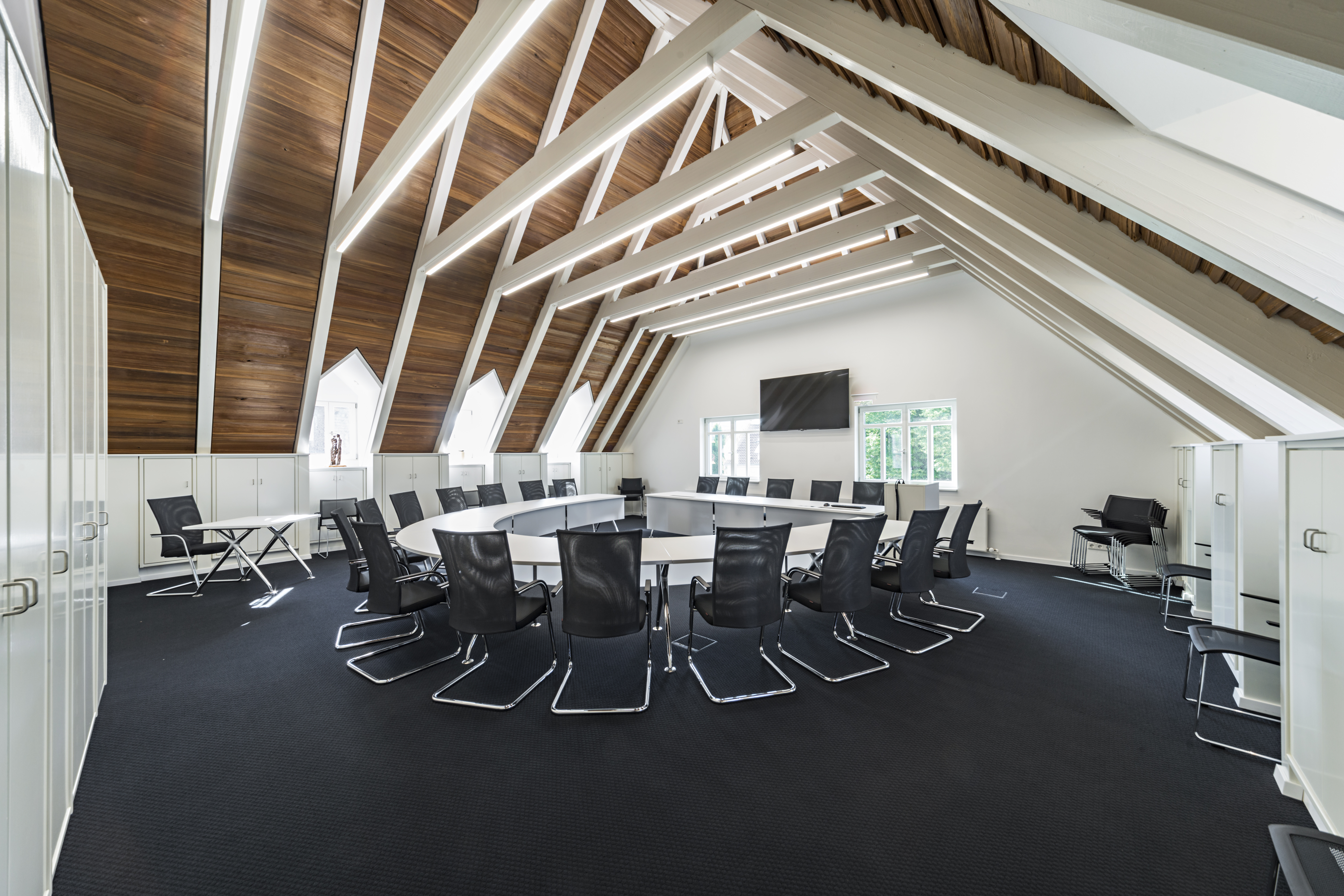 References-Picture gallery-Town hall Untereisesheim- xcone conference table pharao net conference chair