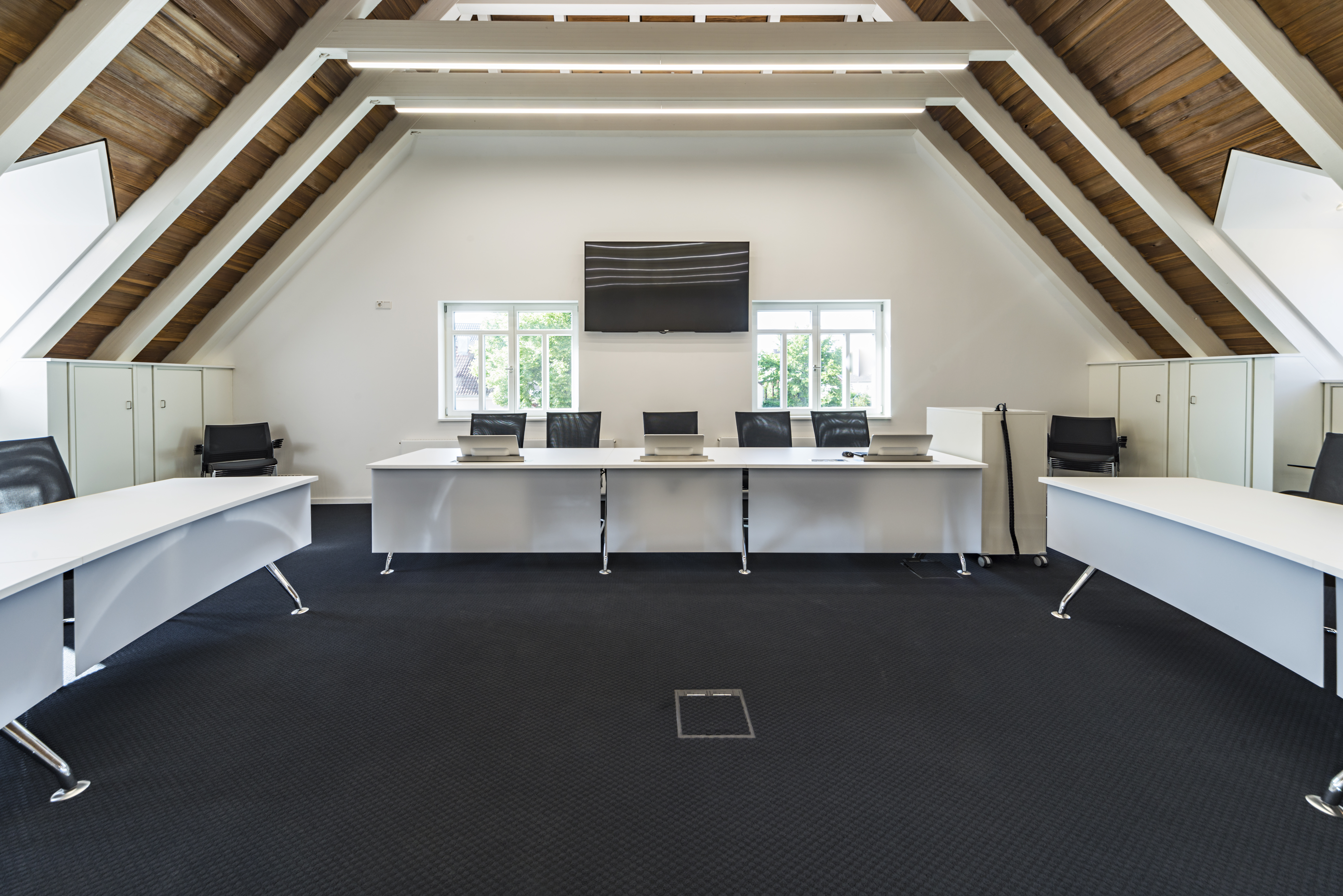 References-Picture gallery-Town hall Untereisesheim- xcone conference table pharao net conference chair