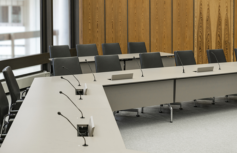 Verwaltungsgebäude Nürnberg | Konferenztisch fallon