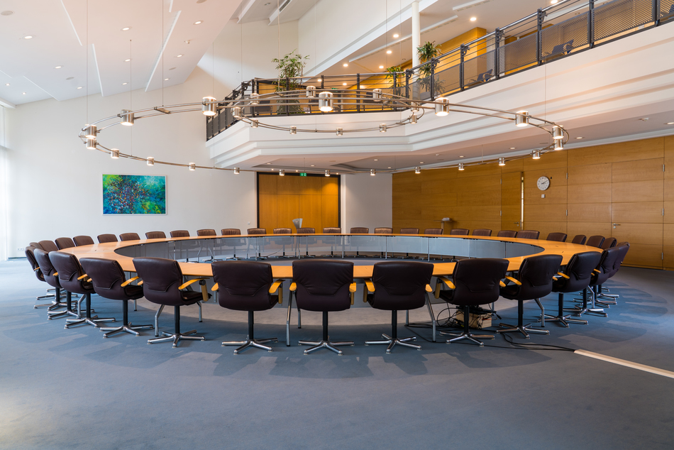 Referenz-Rathaus Wallenhorst-Wallenhorst-combo Stühle-fallon Konferenztisch