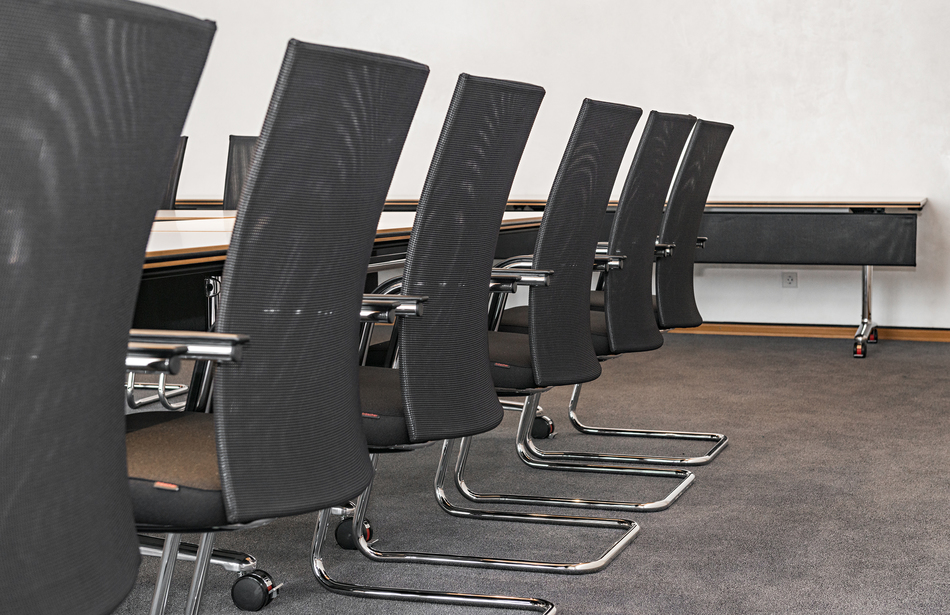 Ministerium | Konferenzanlage: multiform | Konferenzstuhl: pharao net