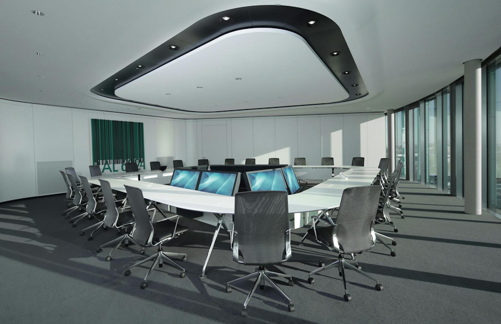 Références- Mann+Hummel- Ludwigsburg- xcone Système de conférence- Ilot de moniteurs