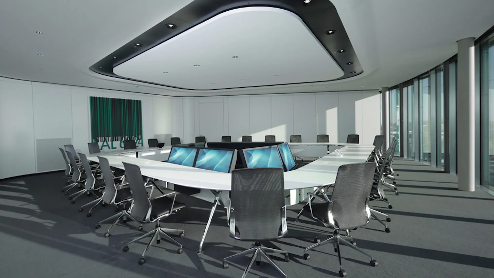 Referenzen- Mann+Hummel- Ludwigsburg- xcone Konferenzanlage- Monitorinsel