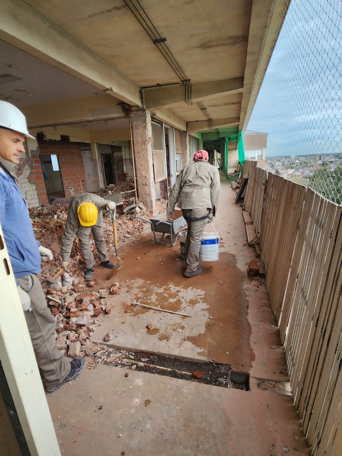 Construcción del Área Exclusiva para Jóvenes - Hospital Posadas