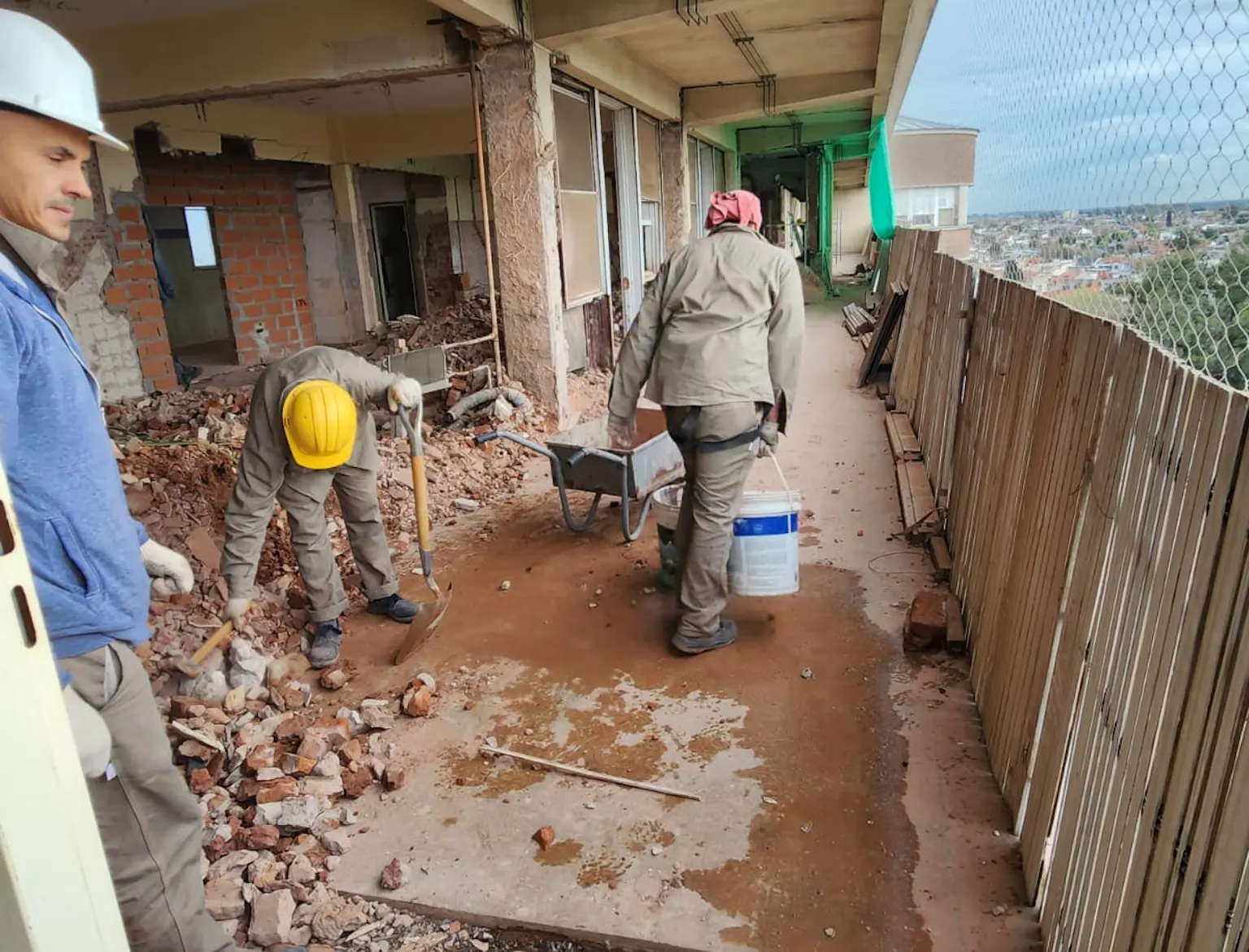 Construcción del Área Exclusiva para Jóvenes - Hospital Posadas