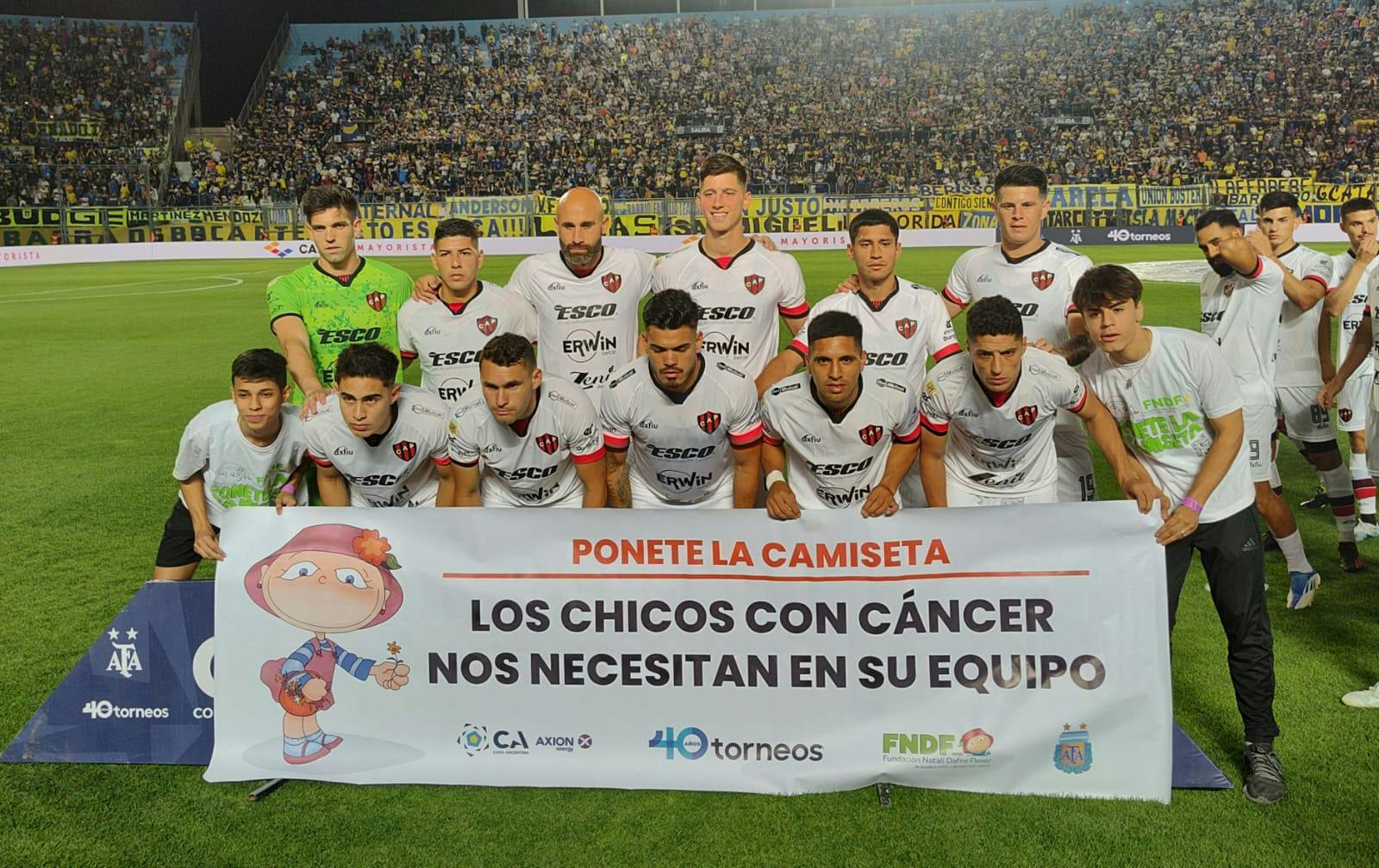 Patronato se puso la camiseta por los chicos con cáncer