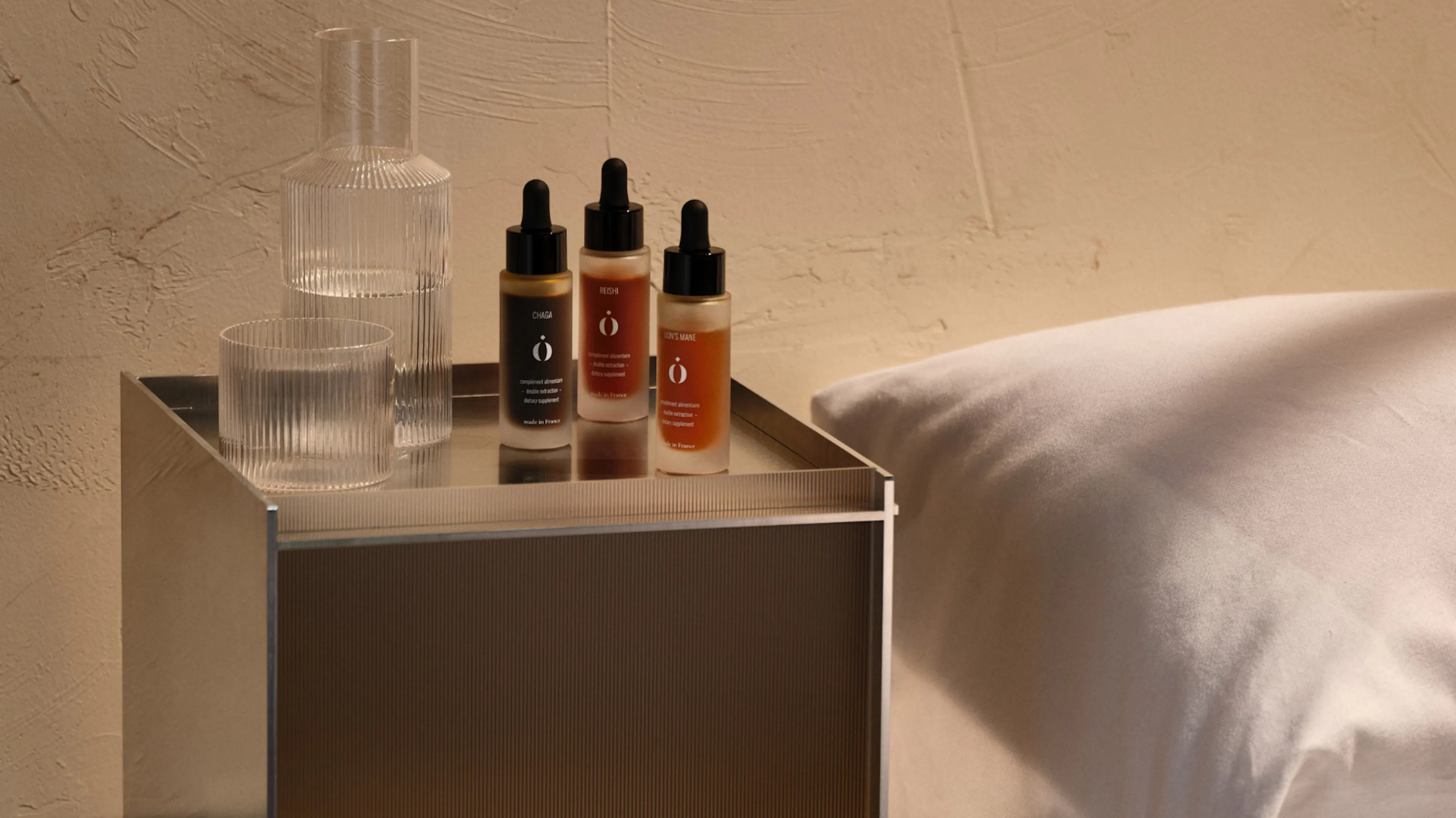 fungastique - rituel matinal élixir fungi table de nuit bien-être