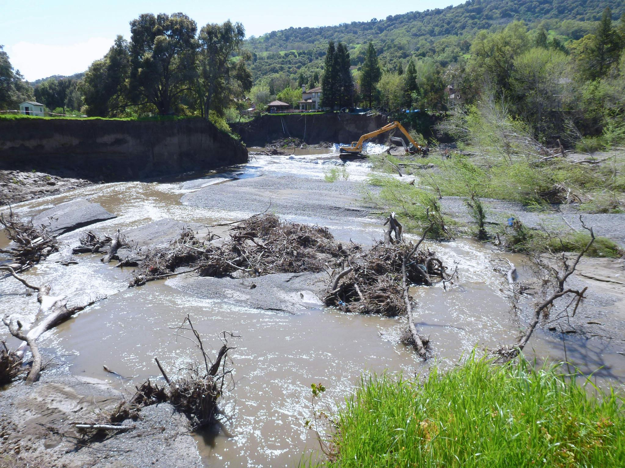Arroyo de la Laguna during construction