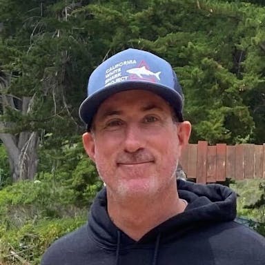 Chris Vallee Headshot