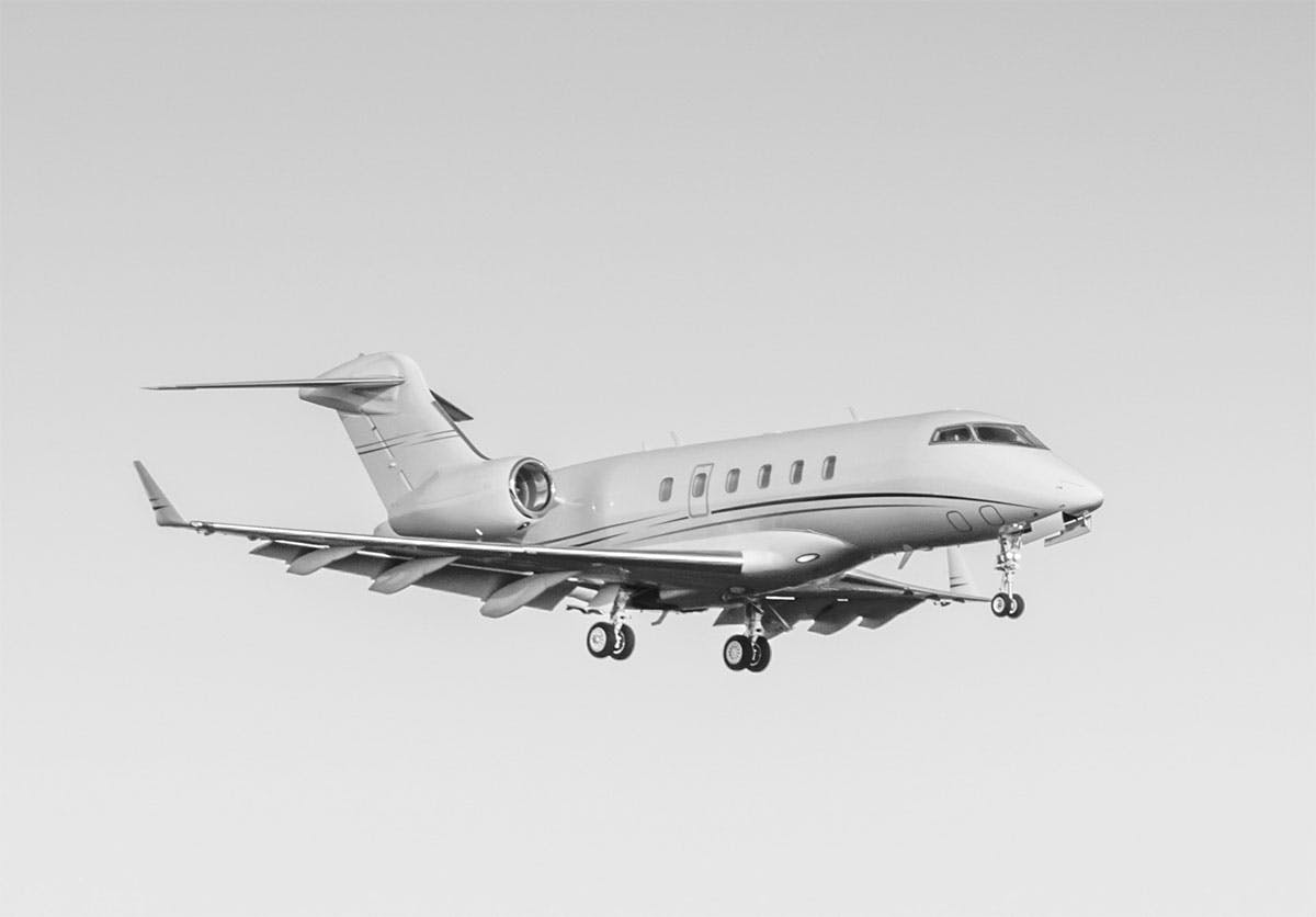 Challenger 300