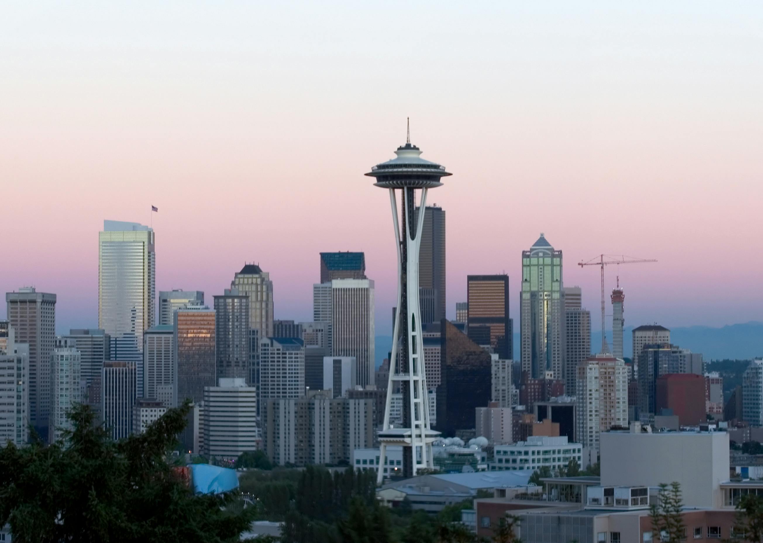 La Space Needle de Seattle, icône discrète au cœur de la ville