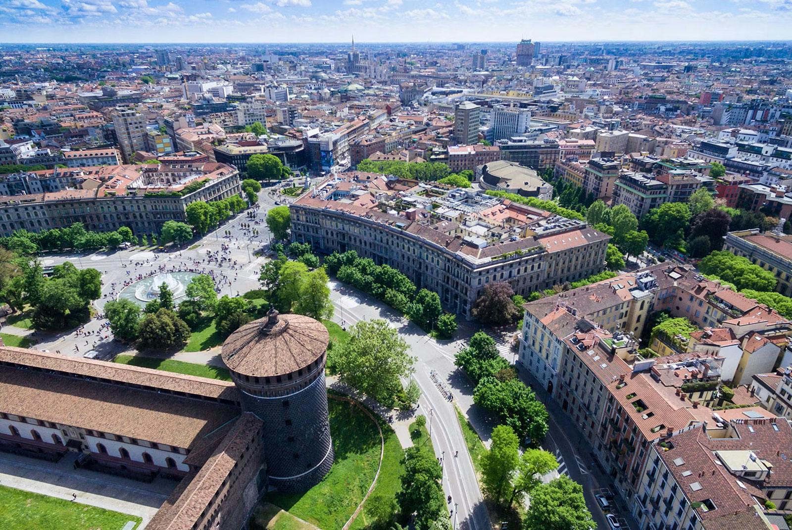 Private Jet to Milan