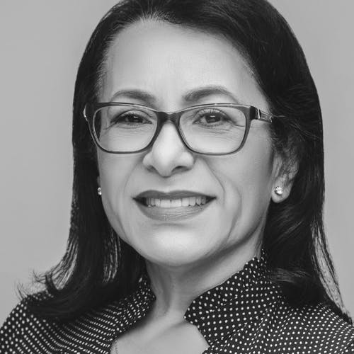 Carlotta Flores