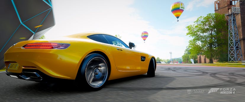 Mercedes-AMG GT S drifting in horizon festival