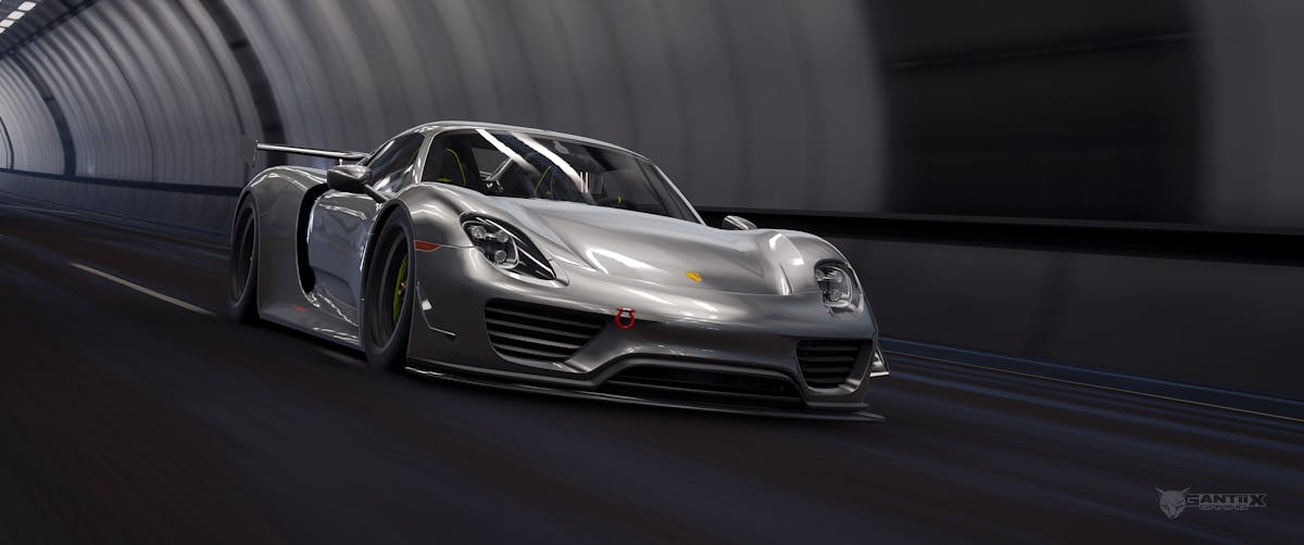 Porsche 918 Spyder in tunnel