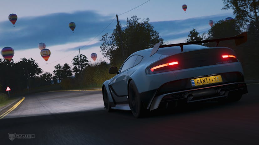 Aston Martin Vantage GT12 running to Horizon festival