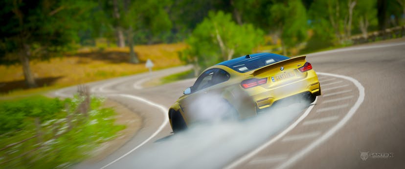 BMW M4 Coupé 2014 drifting