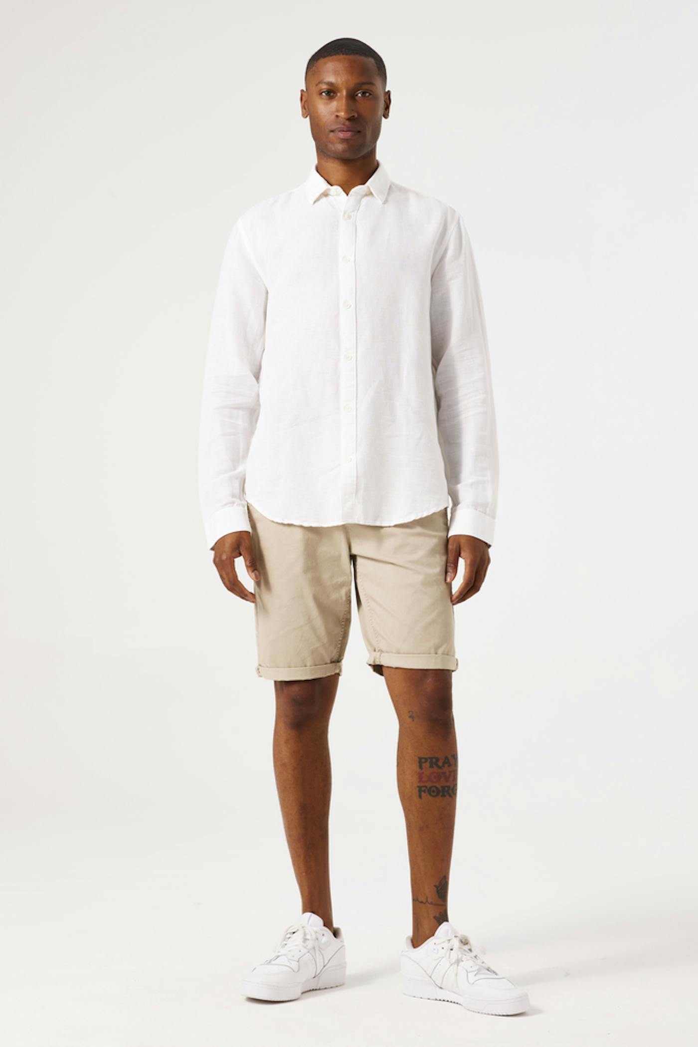Beige chinoshort