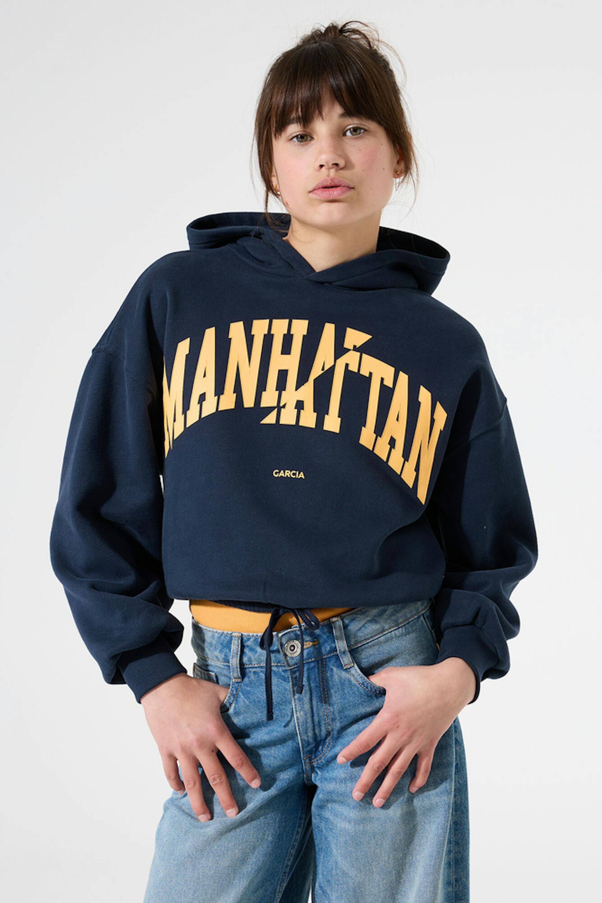 Donkerblauwe hoodie