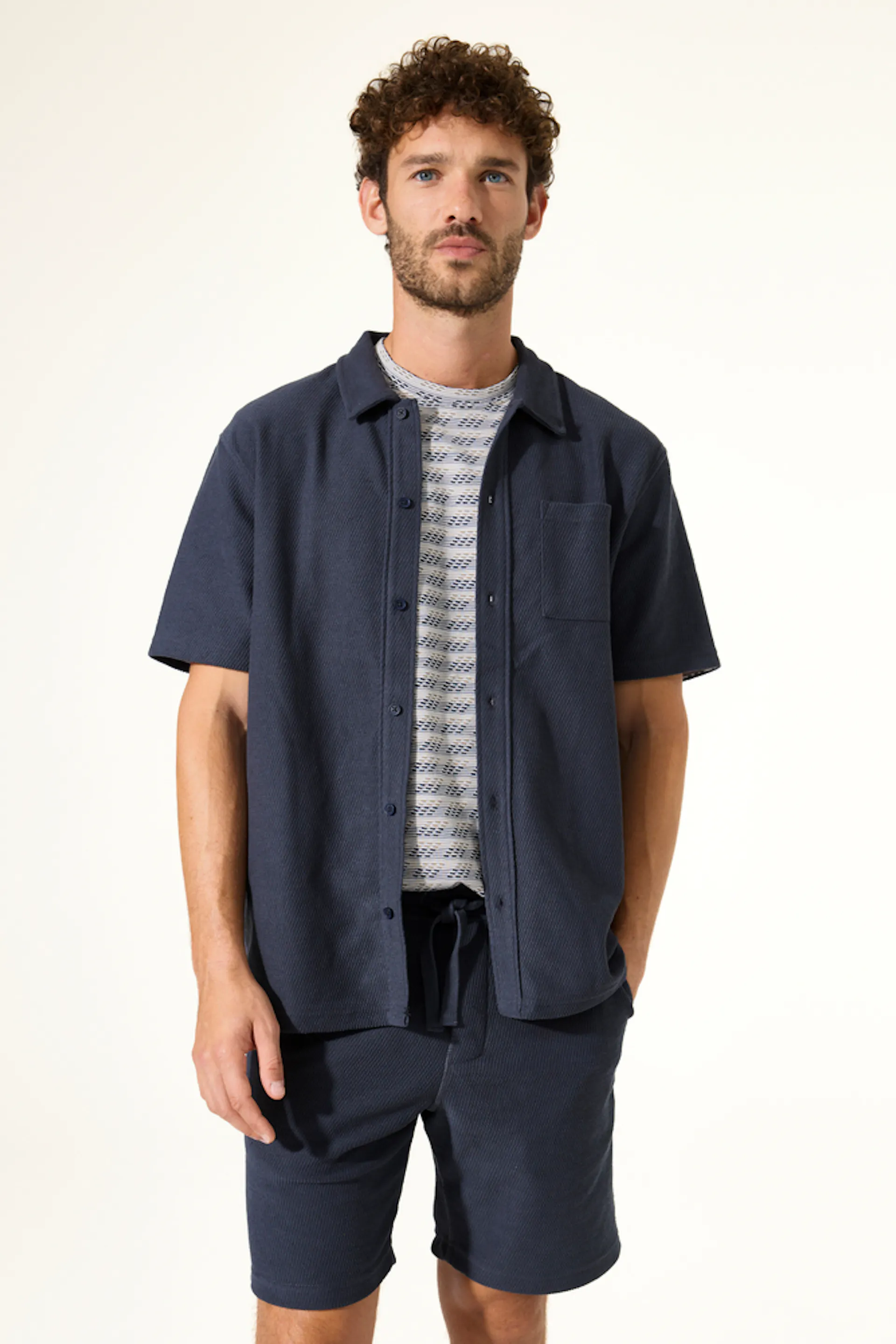 Donkerblauw overhemd