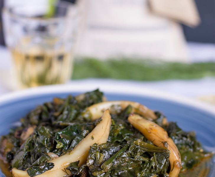 Seppie con spinaci, sapori tradizionali da Paros