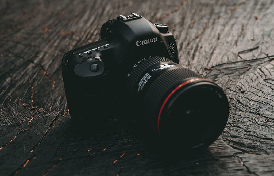 dslr-camera