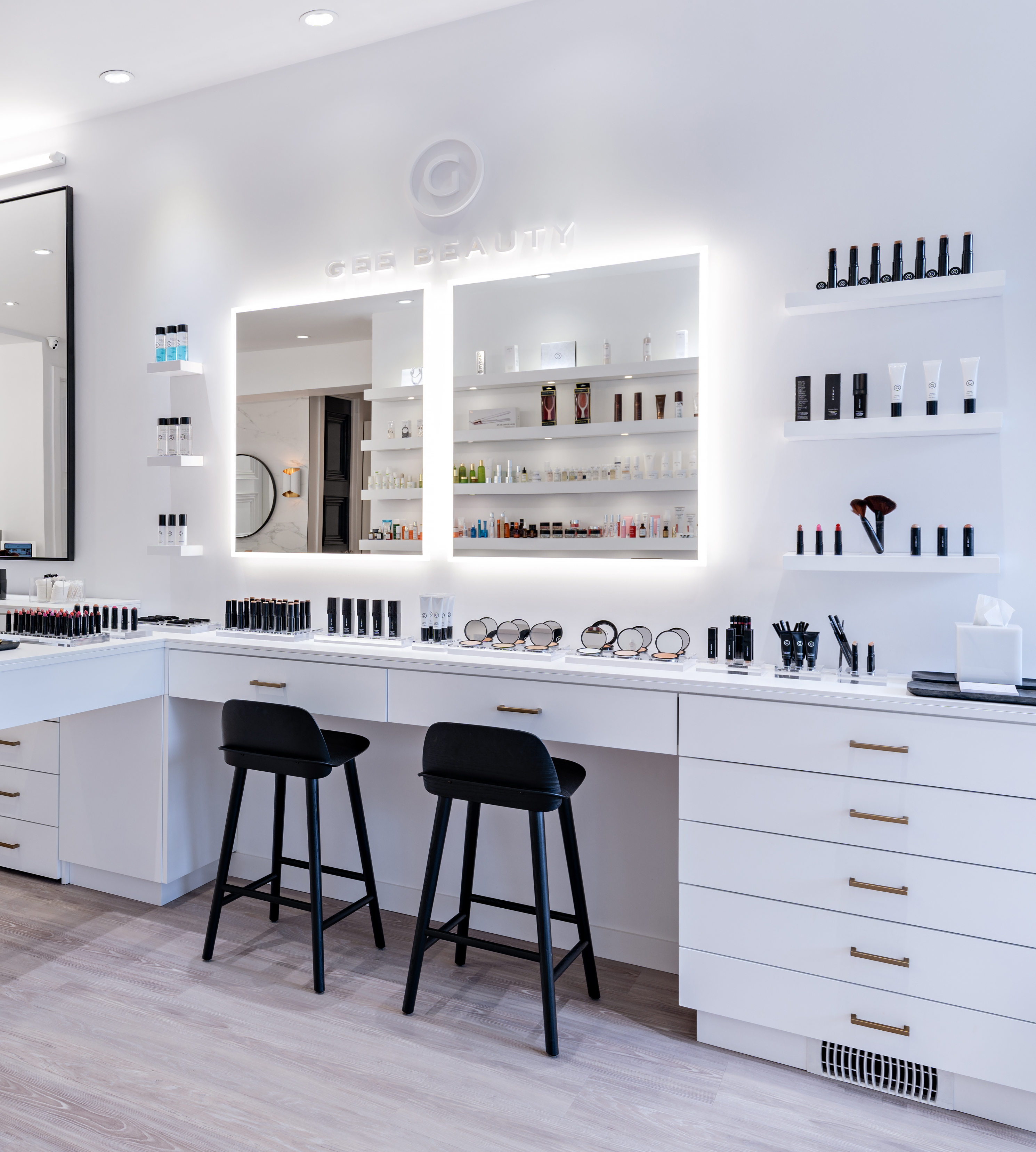 Toronto Studio Gee Beauty