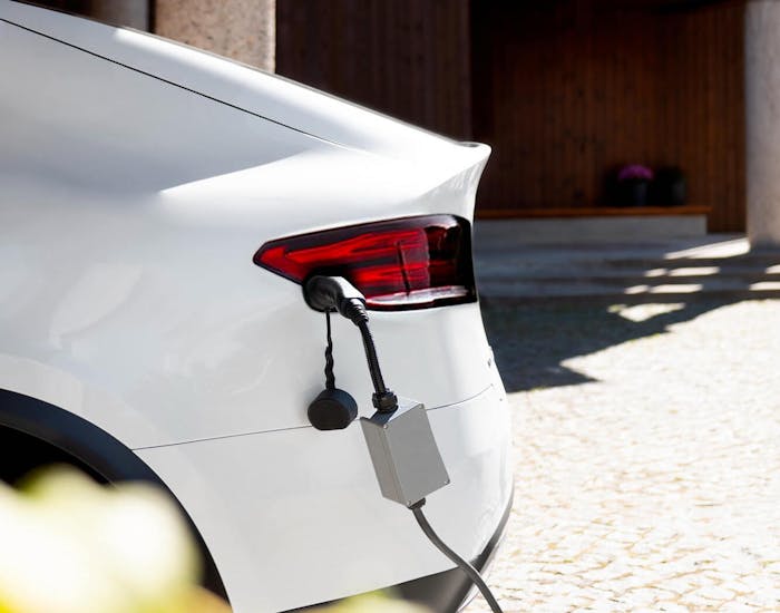 Elektroauto während dem Ladevorgang Elektroauto während dem Ladevorgang