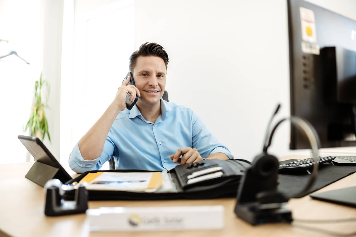 Martin Ohl am telefonieren