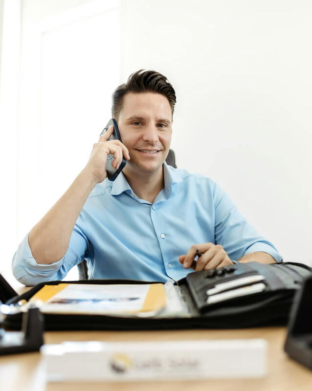 Martin Ohl am telefonieren