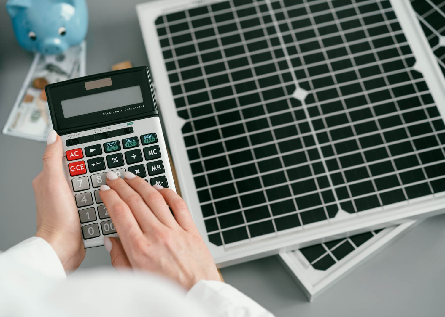 Berechnung der Solaranlage mit Taschenrechner