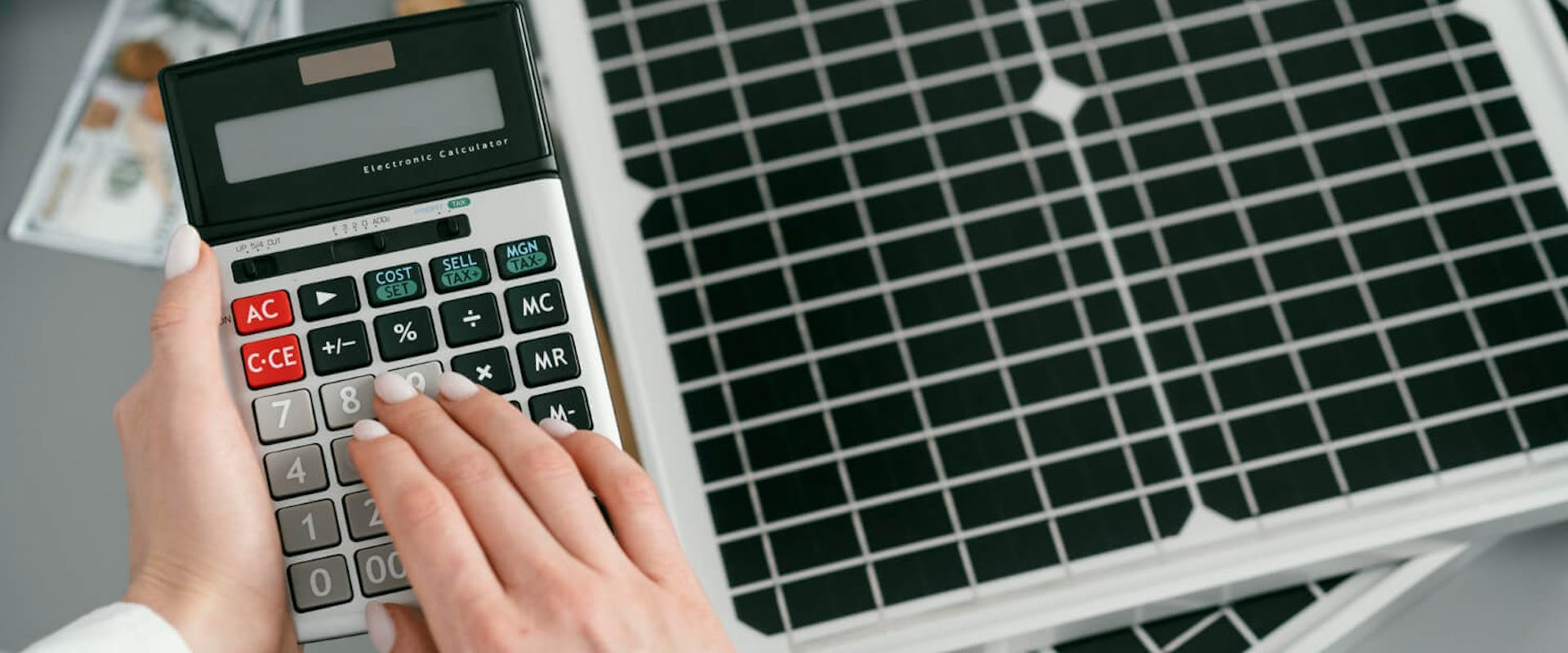 Berechnung der Solaranlage mit Taschenrechner