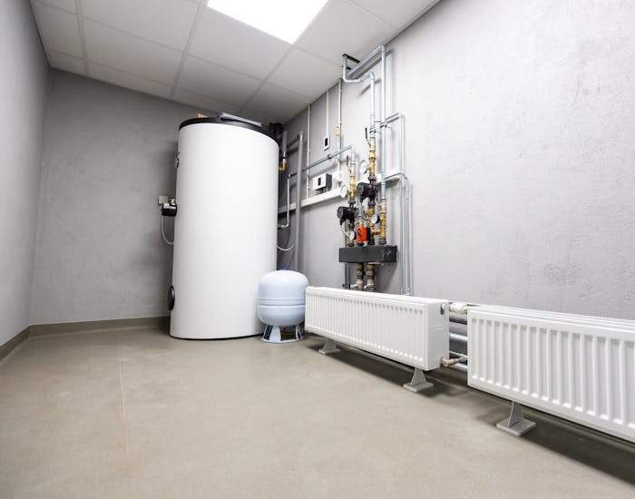 Brauchwasserwärmepumpe im Keller Brauchwasserwärmepumpe im Keller