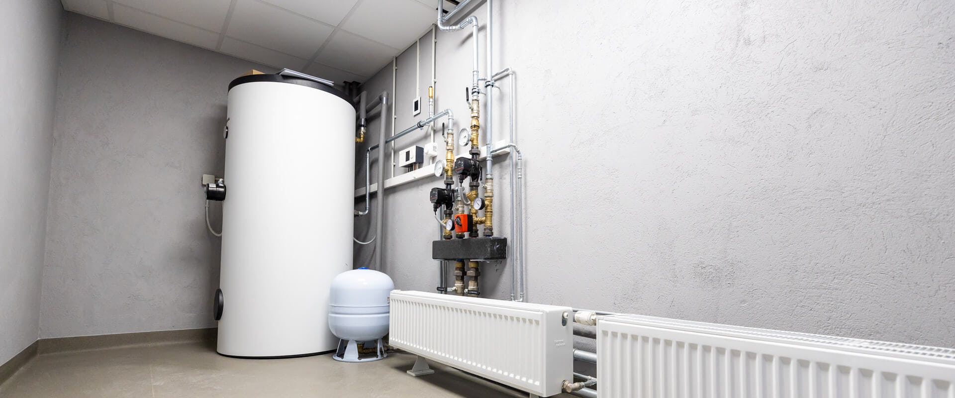 Brauchwasserwärmepumpe im Keller Brauchwasserwärmepumpe im Keller