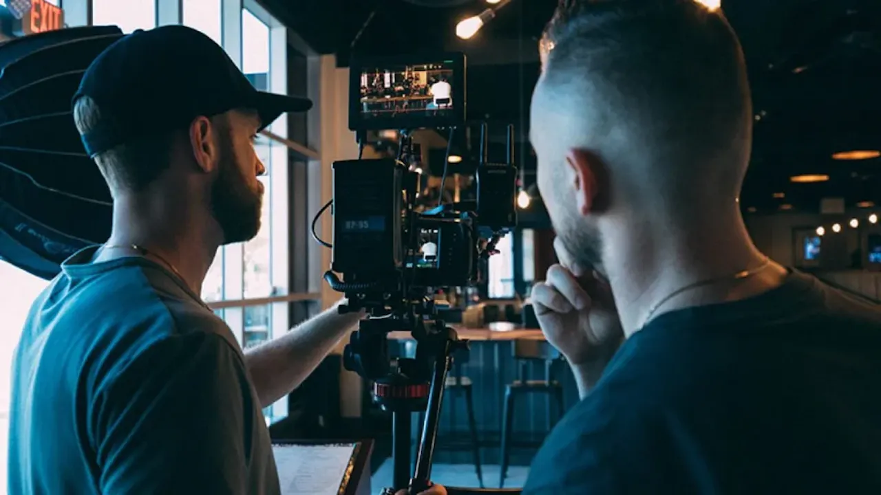 Behind the Scenes: Understanding Camera Movements with Genery