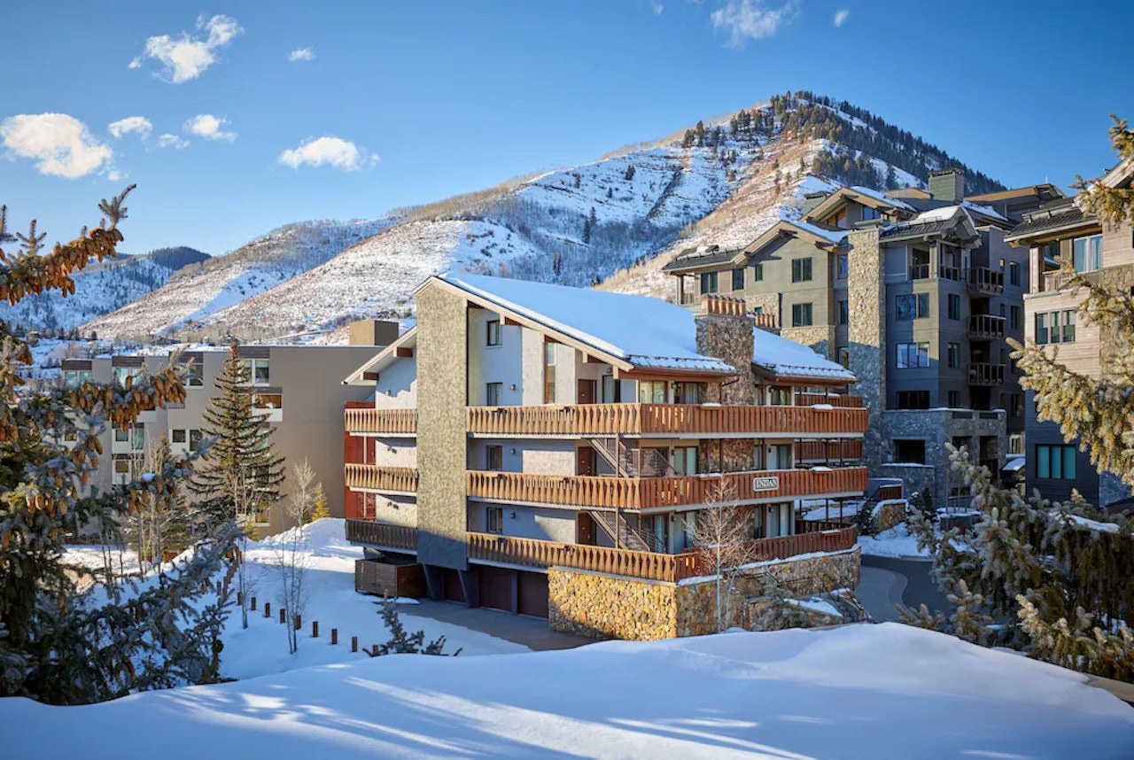 condos in vail