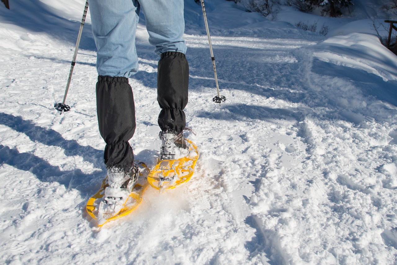 snowshoeing in breckenridge