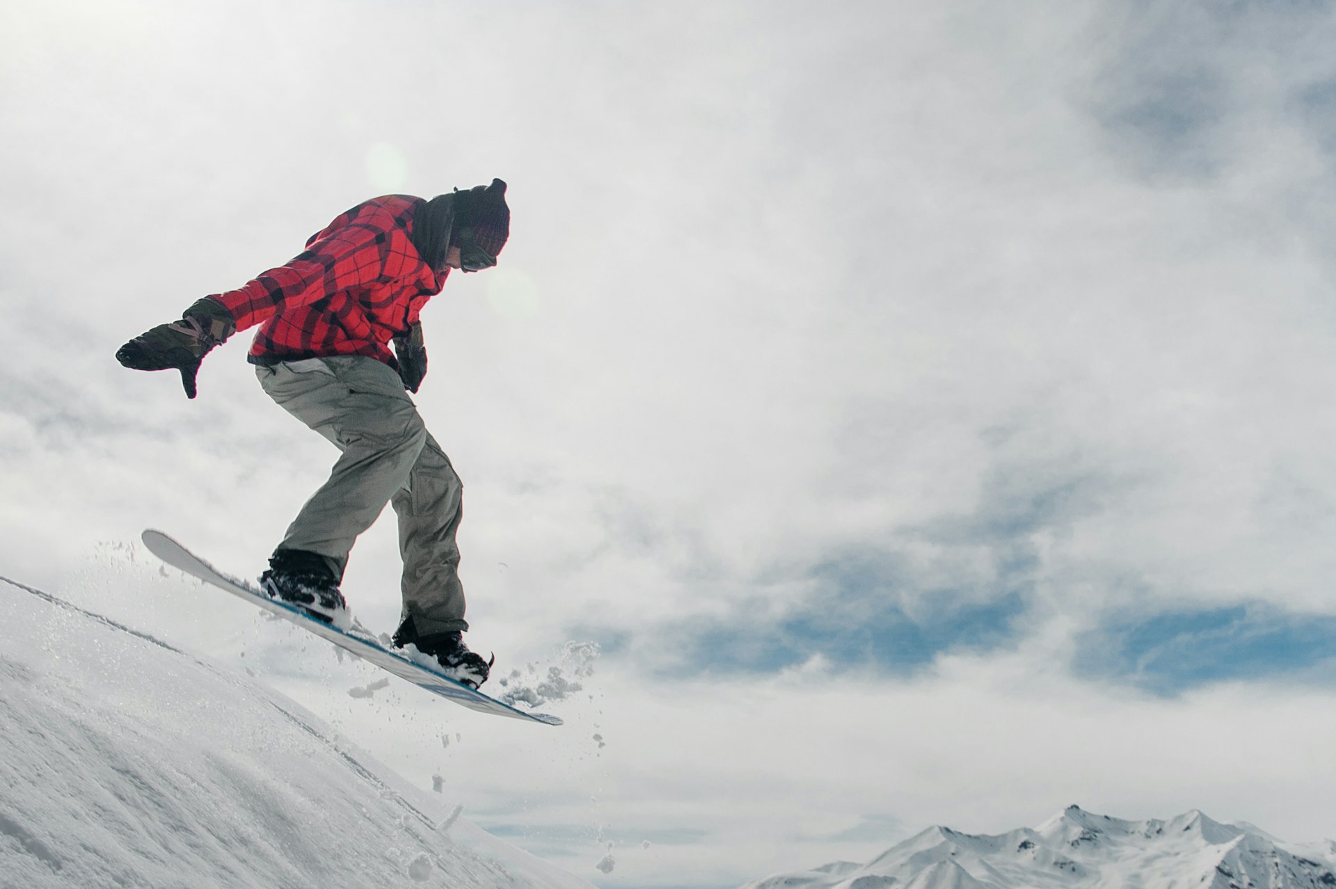 snowboarding packages and deals in vail